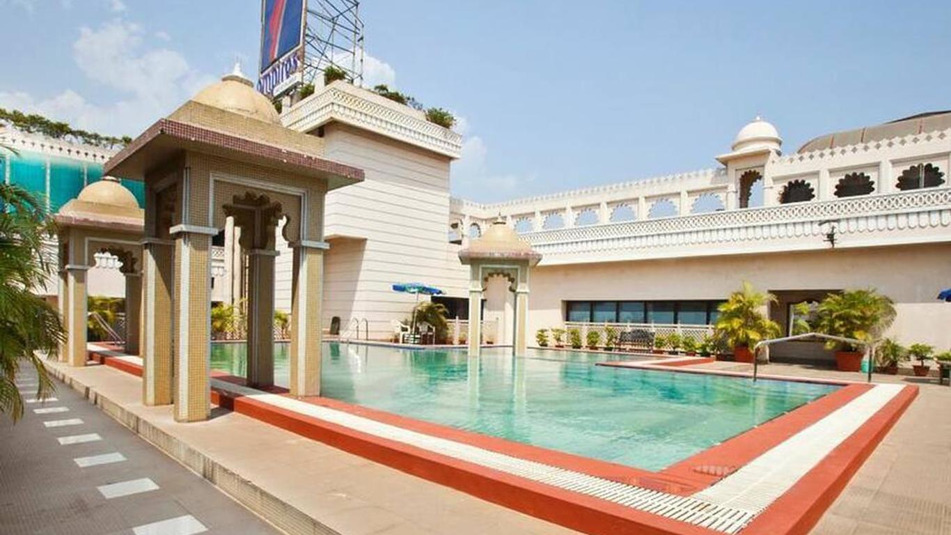 Hotel Empire